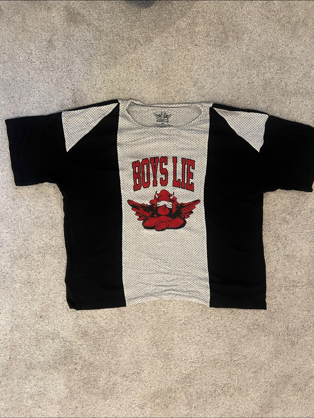 NWOT Boys Lie Tshirt Jersey